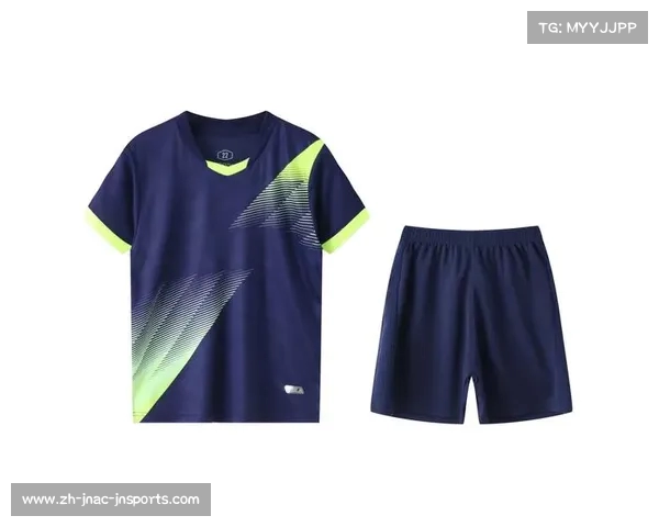 高性能面料在足球训练服中的应用与运动表现分析